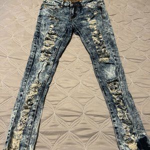 VIP Distressed Jean